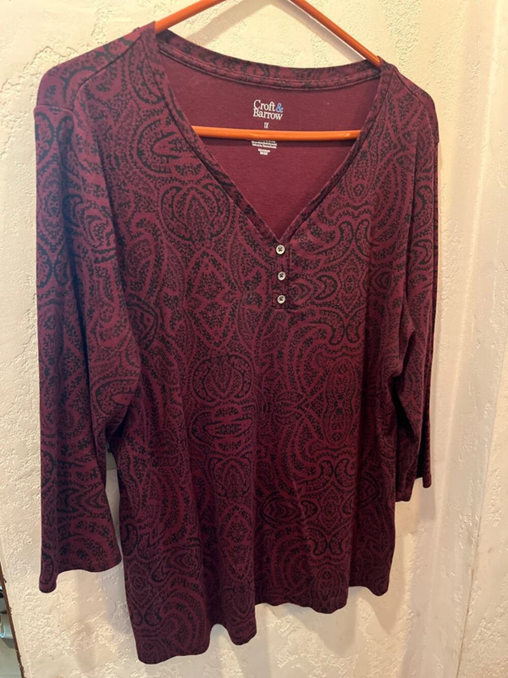 Croft & Barrow 1X Burgundy Black V Neck Pullover shirt